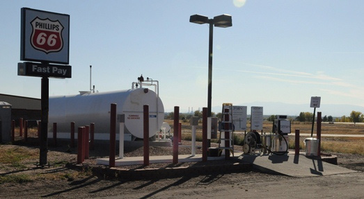 Image of the self serve fuel station at the Pueblo Airport